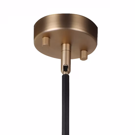 Новый дизайн, художественное оформление, столовая, зал, необычная стеклянная шаровая люстра, подвесной светильник